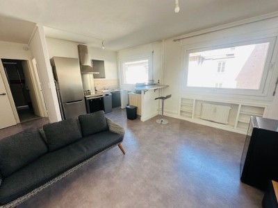 2 pices Semi-quipe A LOUER - ST ETIENNE Grand Poste - 39.11 m2 - 550€ charges comprises par mois