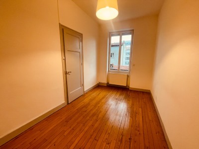 Grand T2 A LOUER - ST ETIENNE HAUT DE JACQUARD/PUITS DE LA LOIRE - 59.57 m2 - 431 € charges comprises par mois