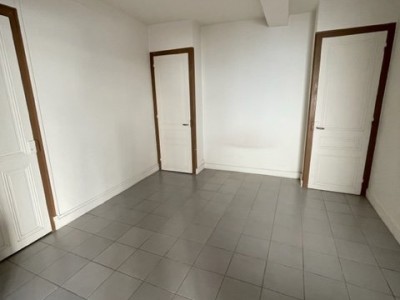 APPARTEMENT T2 A LOUER - ST ETIENNE HAUT DE JACQUARD - 52.02 m2 - 325€ charges comprises par mois