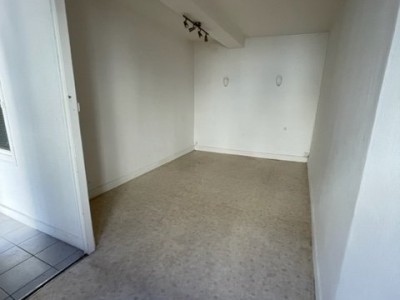 APPARTEMENT T2 A LOUER - ST ETIENNE HAUT DE JACQUARD - 52.02 m2 - 325€ charges comprises par mois