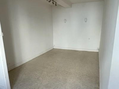 APPARTEMENT T2 A LOUER - ST ETIENNE HAUT DE JACQUARD - 52.02 m2 - 325€ charges comprises par mois