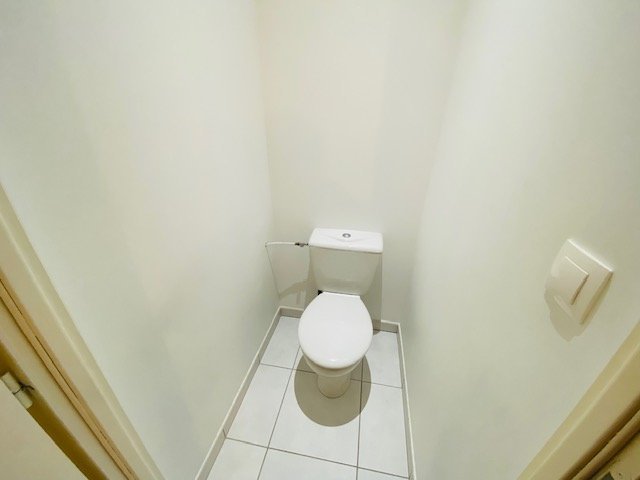 APPARTEMENT T2 - ST ETIENNE HOTEL DE VILLE/HYPER CENTRE - 35.39 m2 - LOU&Eacute;