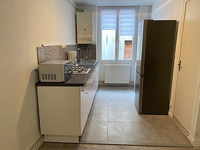 APPARTEMENT T2 A LOUER - ST ETIENNE HOTEL DE VILLE/JEAN JAURES - 43.7 m2 - 411 € charges comprises par mois