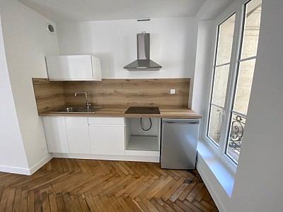 APPARTEMENT T2 A LOUER - ST ETIENNE HOTEL DE VILLE - 42.86 m2 - 515€ charges comprises par mois