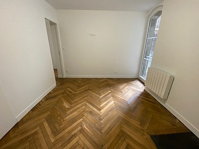 APPARTEMENT T2 A LOUER - ST ETIENNE HOTEL DE VILLE - 42.86 m2 - 515€ charges comprises par mois