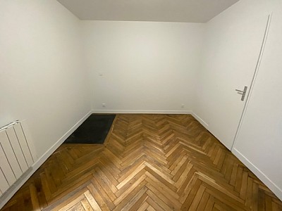 APPARTEMENT T2 A LOUER - ST ETIENNE HOTEL DE VILLE - 42.86 m2 - 515€ charges comprises par mois