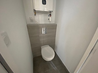 APPARTEMENT T2 A LOUER - ST ETIENNE HOTEL DE VILLE - 30.3 m2 - 465€ charges comprises par mois