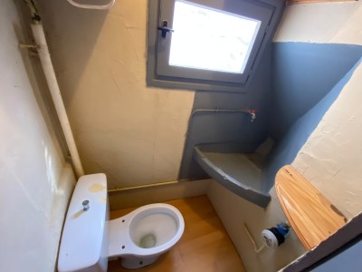 APPARTEMENT T2 A LOUER - ST ETIENNE HYPER CENTRE/DORIAN - 62.88 m2 - 550 € charges comprises par mois