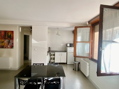 2 pièces Meublé A LOUER - ST ETIENNE Jacquard/Jean Jaurès - 44.3 m2 - 450 € charges comprises par mois