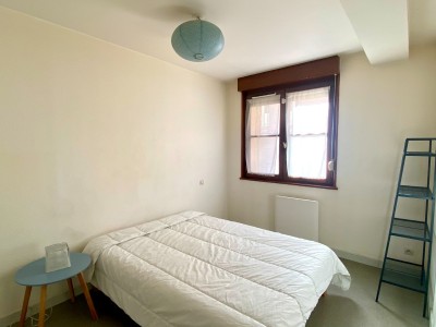 2 pièces Meublé A LOUER - ST ETIENNE Jacquard/Jean Jaurès - 44.3 m2 - 450 € charges comprises par mois