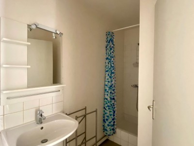 2 pièces Meublé A LOUER - ST ETIENNE Jacquard/Jean Jaurès - 44.3 m2 - 450 € charges comprises par mois