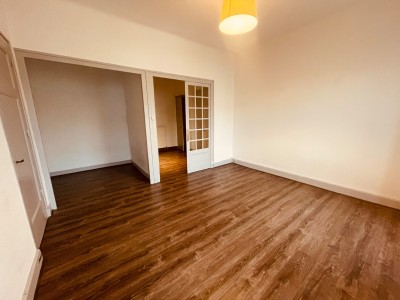 APPARTEMENT T2 - ST ETIENNE JACQUARD - 59.57 m2 - LOUÉ