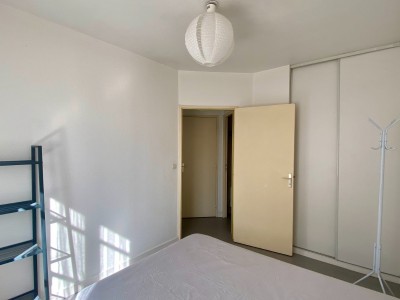 2 pièces meublé A LOUER - ST ETIENNE JACQUARD - 43.4 m2 - 490 € charges comprises par mois