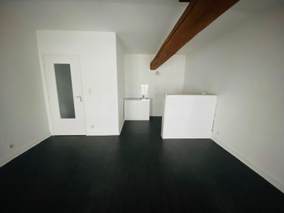 APPARTEMENT T2 - ST ETIENNE JEAN JAURES - 38.97 m2 - LOUÉ