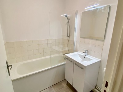 APPARTEMENT T2 A LOUER - ST ETIENNE JEAN-JAURES - 32.42 m2 - 390€ charges comprises par mois