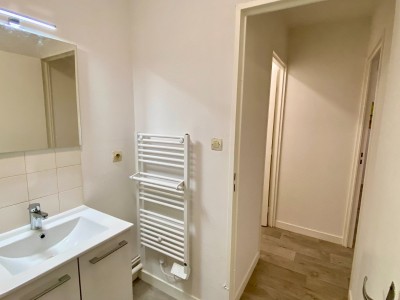 APPARTEMENT T2 A LOUER - ST ETIENNE JEAN-JAURES - 32.42 m2 - 390€ charges comprises par mois