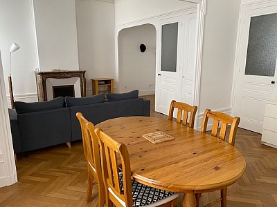 2 Pièces Meublé A LOUER - ST ETIENNE JEAN JAURES - 64.53 m2 - 600 € charges comprises par mois