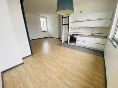 APPARTEMENT T2 - ST ETIENNE LA RIVIERE - 80.37 m2 - LOUÉ