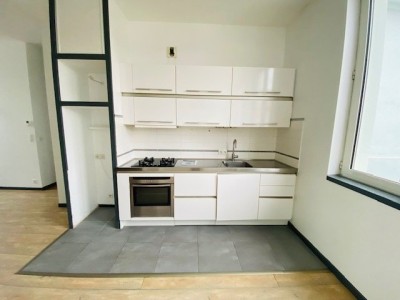 APPARTEMENT T2 - ST ETIENNE LA RIVIERE - 80.37 m2 - LOUÉ