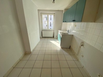 APPARTEMENT T2 A LOUER - ST ETIENNE LIBERATION / DORIAN / REPUBLIQUE - 62.48 m2 - 490€ charges comprises par mois