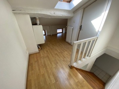 APPARTEMENT T2 A LOUER - ST ETIENNE LIBERATION / DORIAN / REPUBLIQUE - 62.48 m2 - 490€ charges comprises par mois