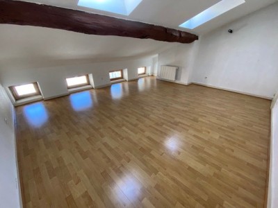 APPARTEMENT T2 A LOUER - ST ETIENNE LIBERATION / DORIAN / REPUBLIQUE - 62.48 m2 - 490€ charges comprises par mois