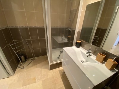 T2 Meublé A LOUER - ST ETIENNE LYCEE FAURIEL - 47.8 m2 - 640 &euro; charges comprises par mois