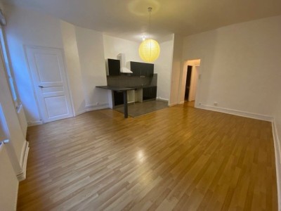 APPARTEMENT T2 - ST ETIENNE PALAIS DE JUSTICE - 61.4 m2 - LOUÉ