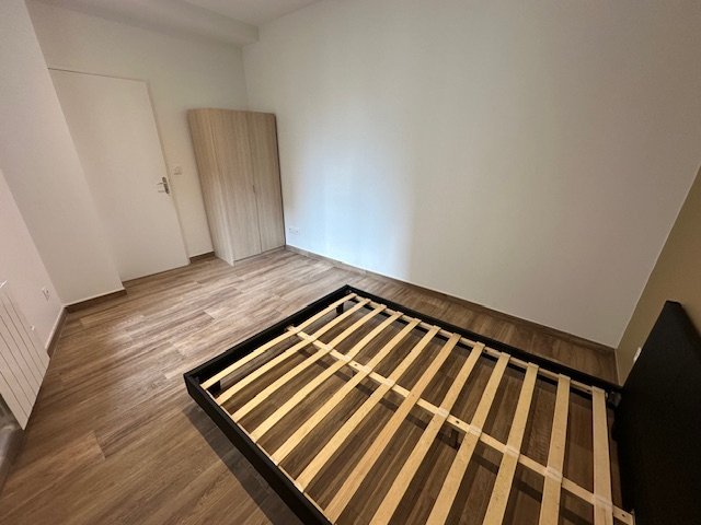 APPARTEMENT T2 - ST ETIENNE QUARTIER ALBERT THOMAS/URSULES - 37.2 m2 - LOU&Eacute;