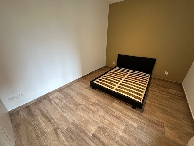 APPARTEMENT T2 - ST ETIENNE QUARTIER ALBERT THOMAS/URSULES - 37.2 m2 - LOU&Eacute;