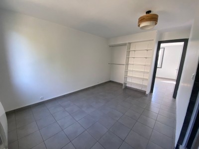 APPARTEMENT T2 A LOUER - ST ETIENNE QUARTIER FAURIEL/VIVARAIZE - 55.76 m2 - 490 &euro; charges comprises par mois