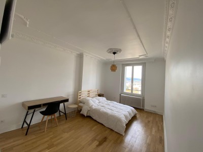 T2 MEUBLE A LOUER - ST ETIENNE RUE DE LA MONTAT/RICHELANDIERE/CHATEAUCREUX - 60.43 m2 - 600�&euro; charges comprises par mois