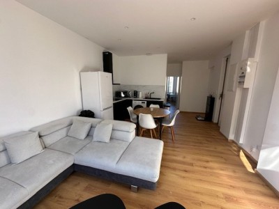 APPARTEMENT T2 A LOUER - ST ETIENNE TREFILERIE/CENTRE II - 39.1 m2 - 550 € charges comprises par mois
