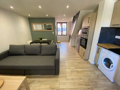 T2 en Duplex Meublé A LOUER - ST ETIENNE TREFILERIE/CENTRE II - 31.12 m2 - 605 € charges comprises par mois