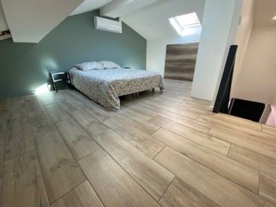 T2 en Duplex Meublé A LOUER - ST ETIENNE TREFILERIE/CENTRE II - 31.12 m2 - 605 € charges comprises par mois