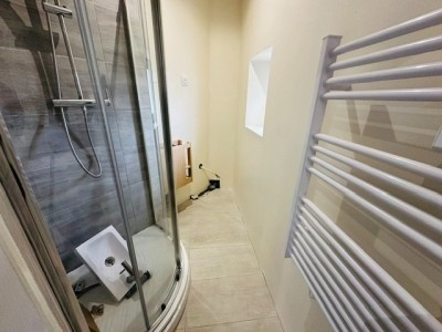 T2 Meublé A LOUER - ST ETIENNE TREFILERIE/CENTRE II - 27.95 m2 - 400 € charges comprises par mois