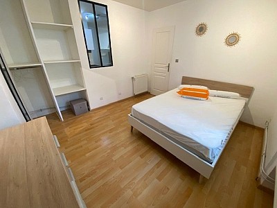 Mignon T2 Meublé A LOUER - ST ETIENNE URSULES/ALBERT THOMAS - 60.8 m2 - 625 &euro; charges comprises par mois