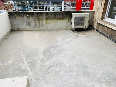 APPARTEMENT T2 A LOUER - ST PRIEST EN JAREZ - 30.31 m2 - 390 &euro; charges comprises par mois