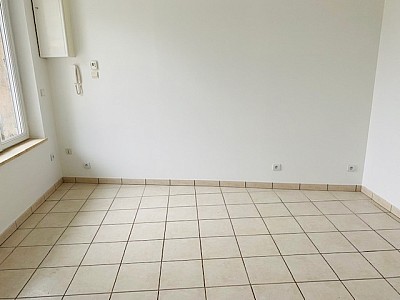 APPARTEMENT T2 - ST PRIEST EN JAREZ - 30.31 m2 - LOUÉ