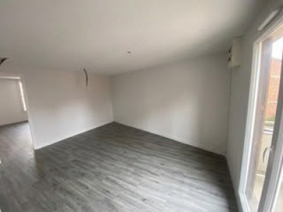 APPARTEMENT T2 A VENDRE - FIRMINY - 46.4 m2 - 59 000 €