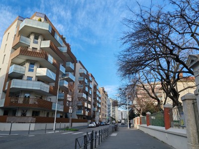 APPARTEMENT T2 A VENDRE - LYON 7EME ARRONDISSEMENT - 44.58 m2 - 246�000�&euro;