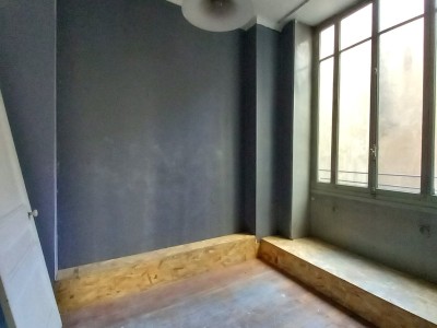 PLATEAU A AMENAGER A VENDRE - RIVE DE GIER - 41.59 m2 - 44900€