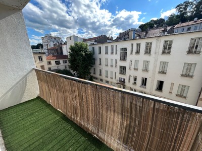APPARTEMENT T2 - ST ETIENNE BADOUILLERE - 50 m2 - 95000€