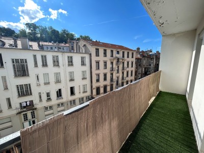 APPARTEMENT T2 - ST ETIENNE BADOUILLERE - 50 m2 - 95000€