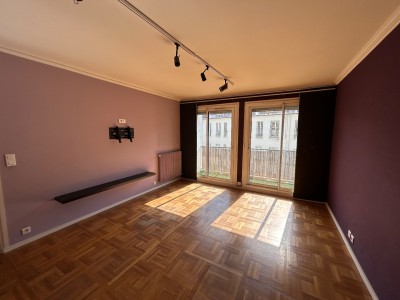 APPARTEMENT T2 - ST ETIENNE BADOUILLERE - 50 m2 - 95000€