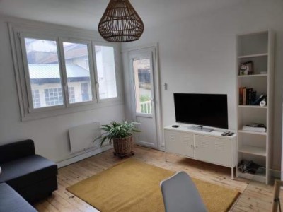 APPARTEMENT T2 A VENDRE - ST ETIENNE BELLEVUE - 42.85 m2 - 63�000�&euro;