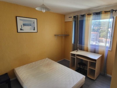 APPARTEMENT T2 A VENDRE - ST ETIENNE BERGSON - 46.6 m2 - 61 000 €