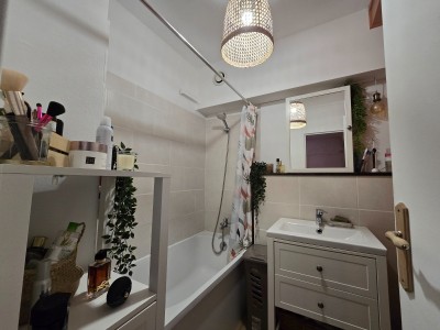 Type 2 bis - ST ETIENNE CARNOT - 58.74 m2 - VENDU
