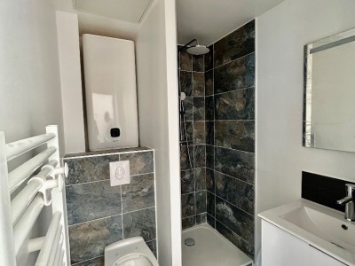 APPARTEMENT T2 A VENDRE - ST ETIENNE CARNOT - 28 m2 - 75000€