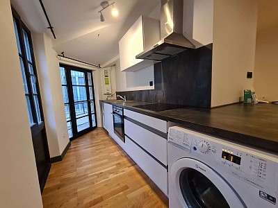 APPARTEMENT T2 - ST ETIENNE CENTRE - 43.07 m2 - VENDU